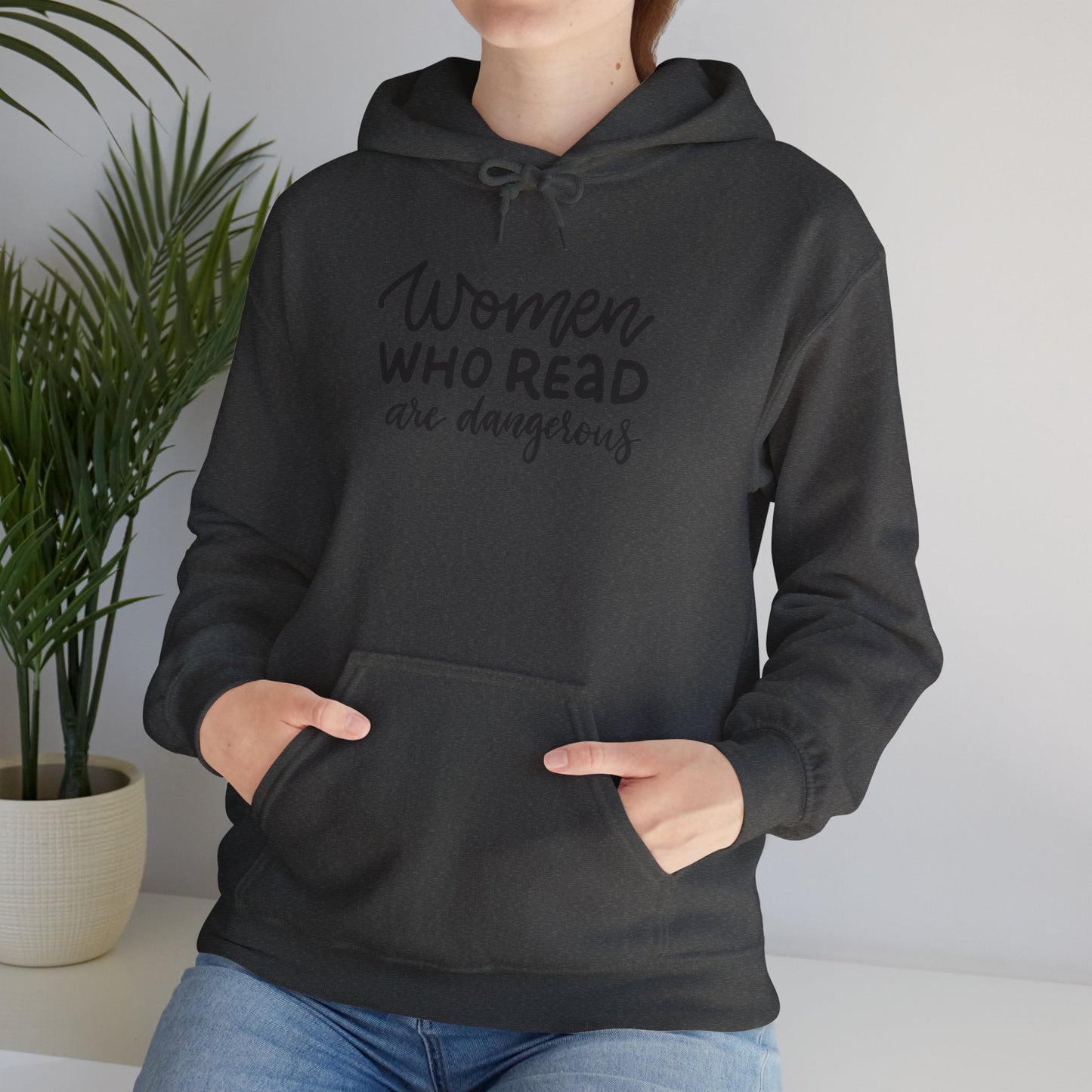 Women Who Read Are Dangerous Hoodie - Unisex Heavy Blend™ Sweatshirt - LUVEN