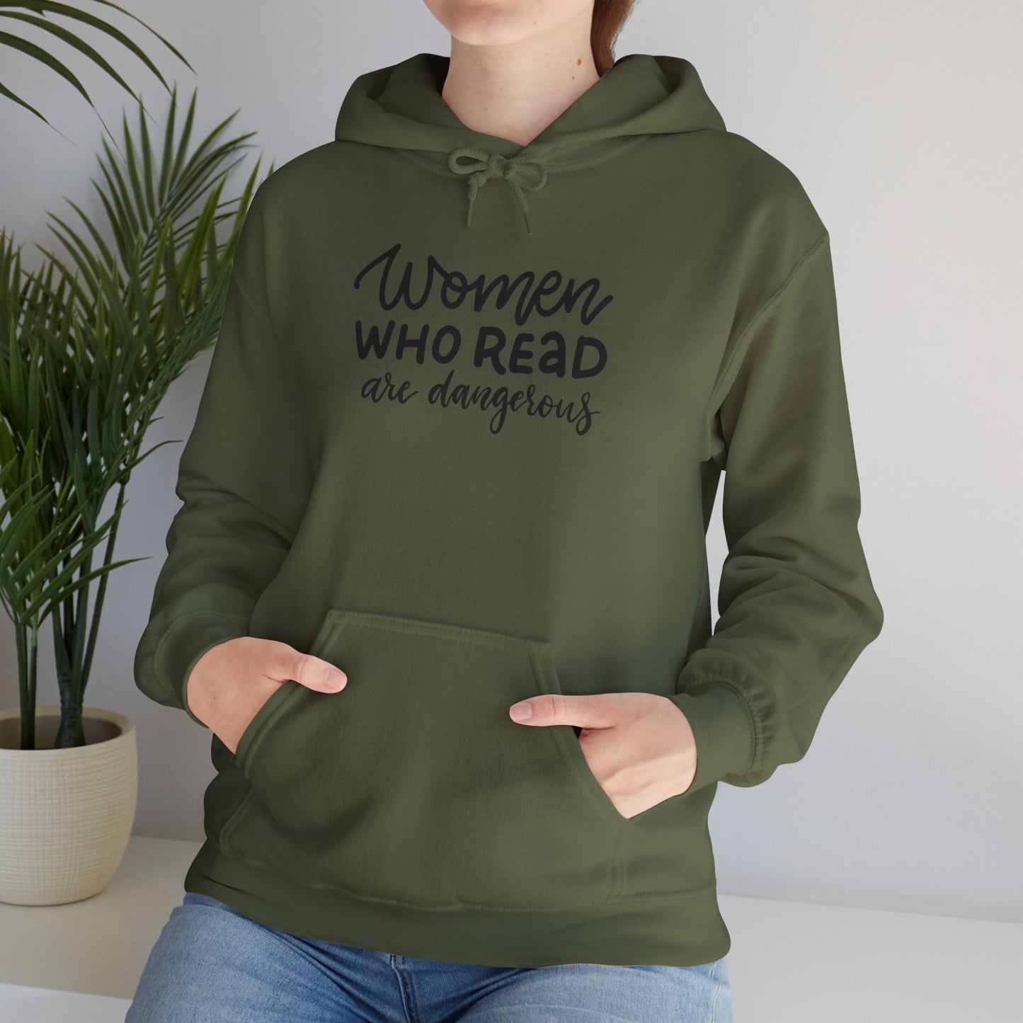 Women Who Read Are Dangerous Hoodie - Unisex Heavy Blend™ Sweatshirt - LUVEN