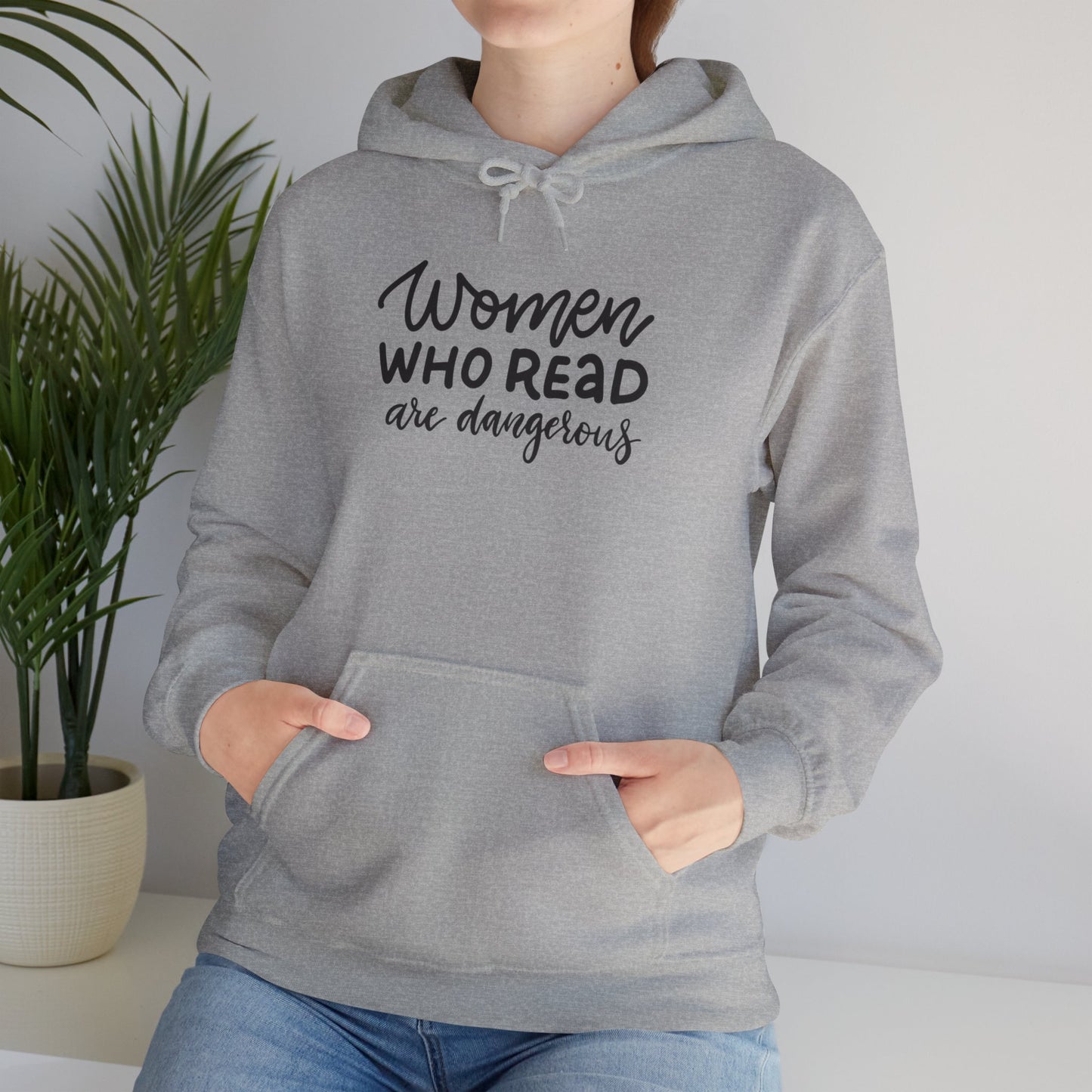 Women Who Read Are Dangerous Hoodie - Unisex Heavy Blend™ Sweatshirt - LUVEN
